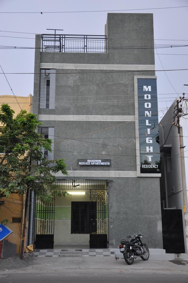 Moonlight Residency Hotel Tiruchirappalli Bagian luar foto