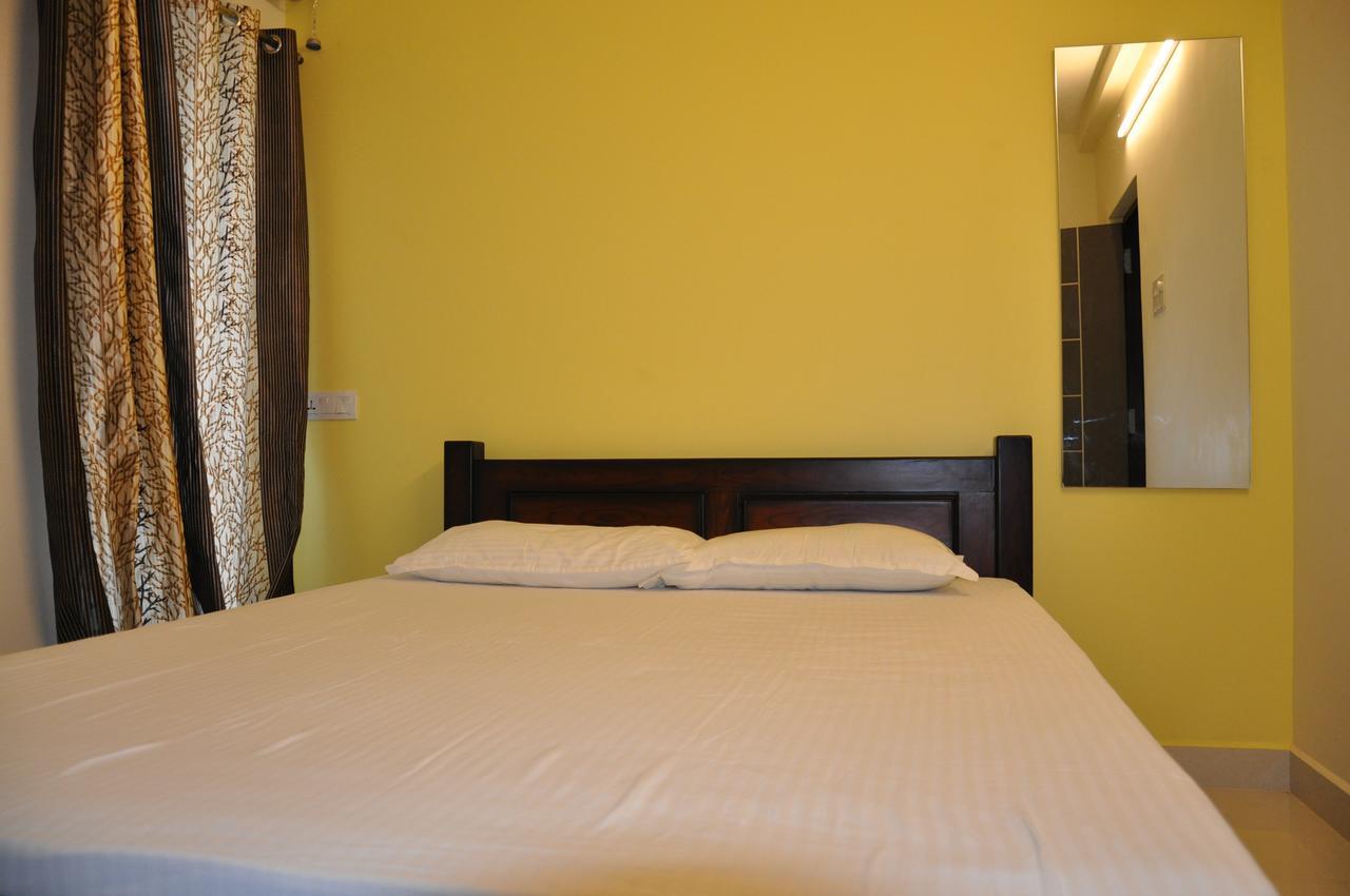 Moonlight Residency Hotel Tiruchirappalli Bagian luar foto